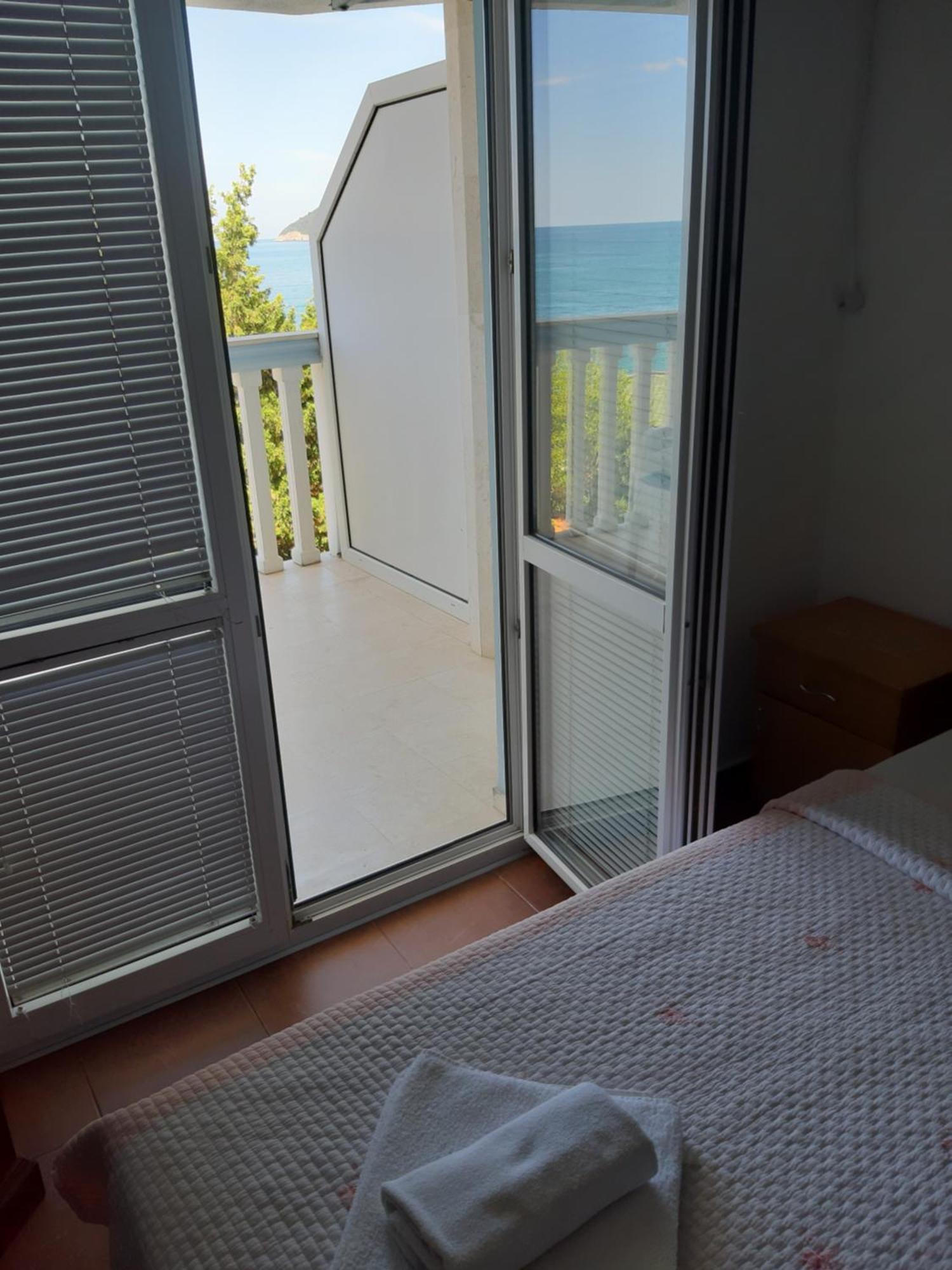 Guest House Perovic Sutomore Habitación foto